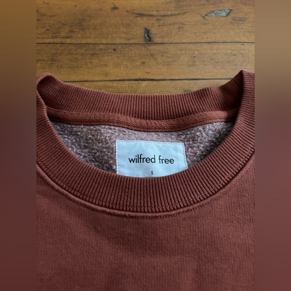 Wilfred crew neck sweater, faded brick red, fleece, cropped & oversized - Picture 3 of 4